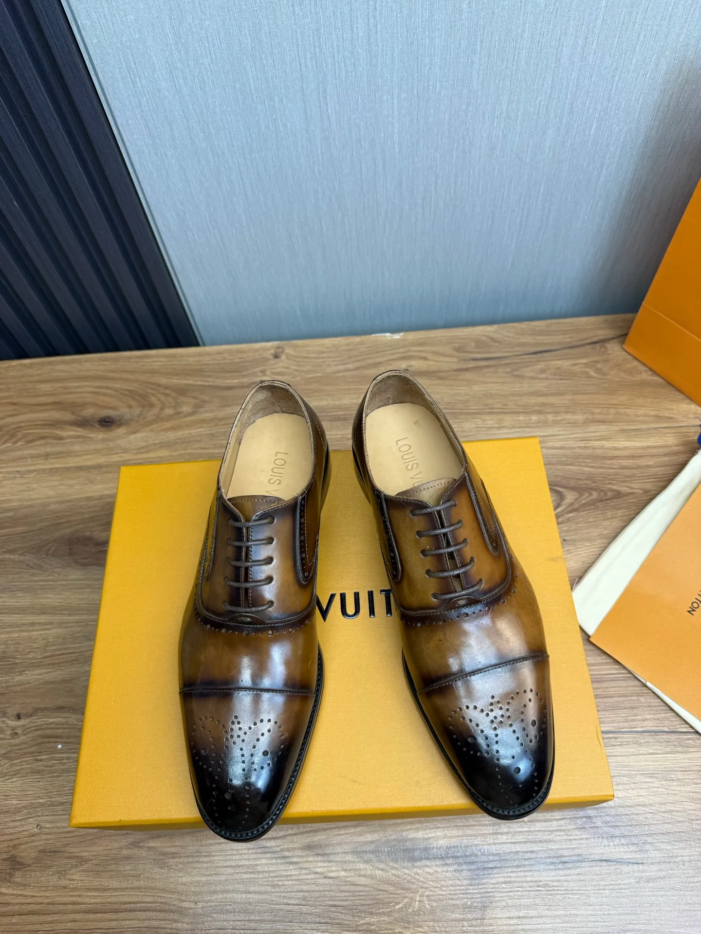 Men's shoes💰760💰 LV. Men's business casual leather shoes, 1:1 shipment ⬆️Luxurious and noble👞All imported original brand leather, just to create a more comfortable wearing experience, upper: original cowhide ➕Imported full cow lining, original leather outsole ✔️36-45 (38.45 non-refundable)